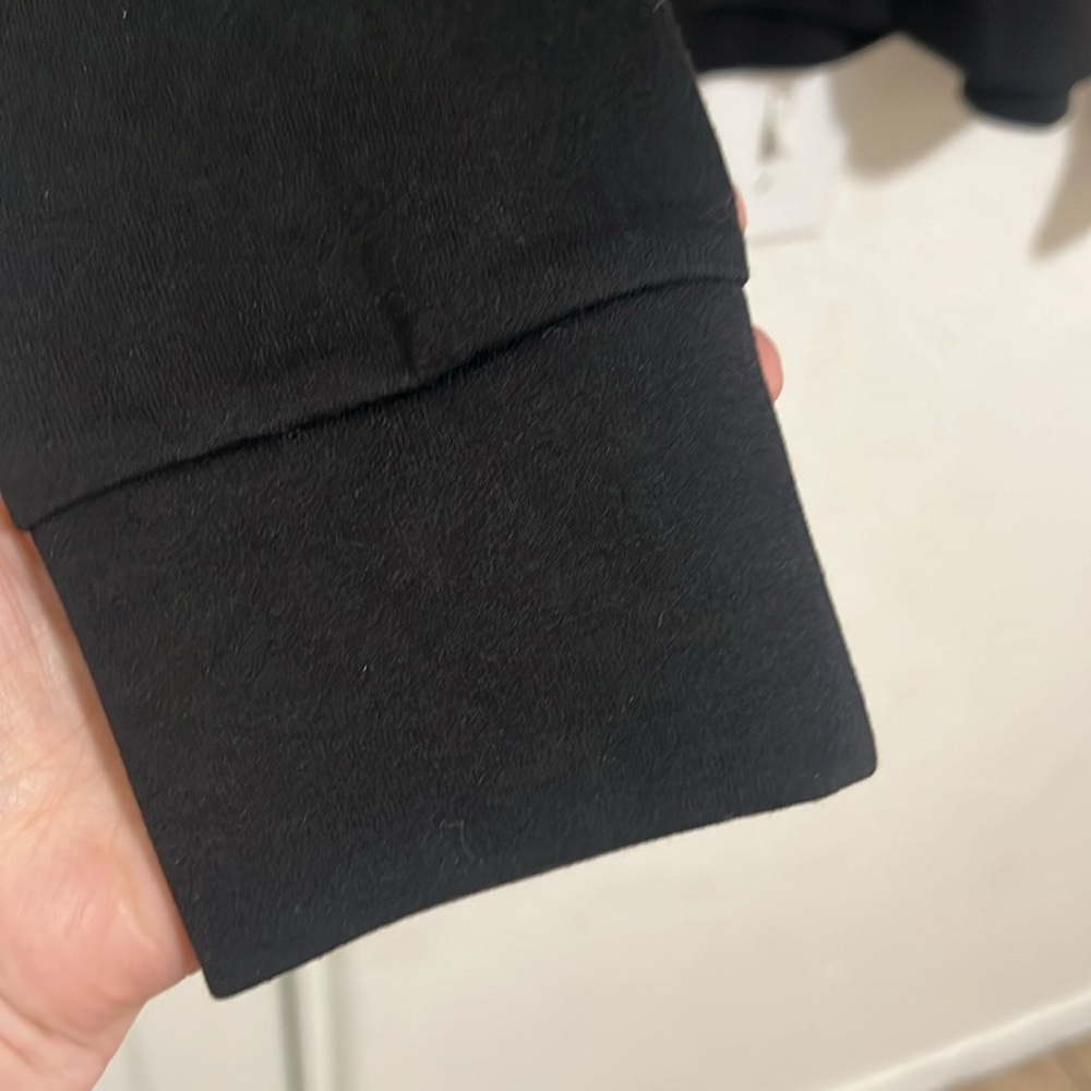 Free Assembly Top /Sweater - Picture 4 of 7
